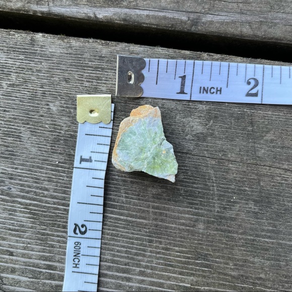 Wavellite Crystal - Picture 12 of 13